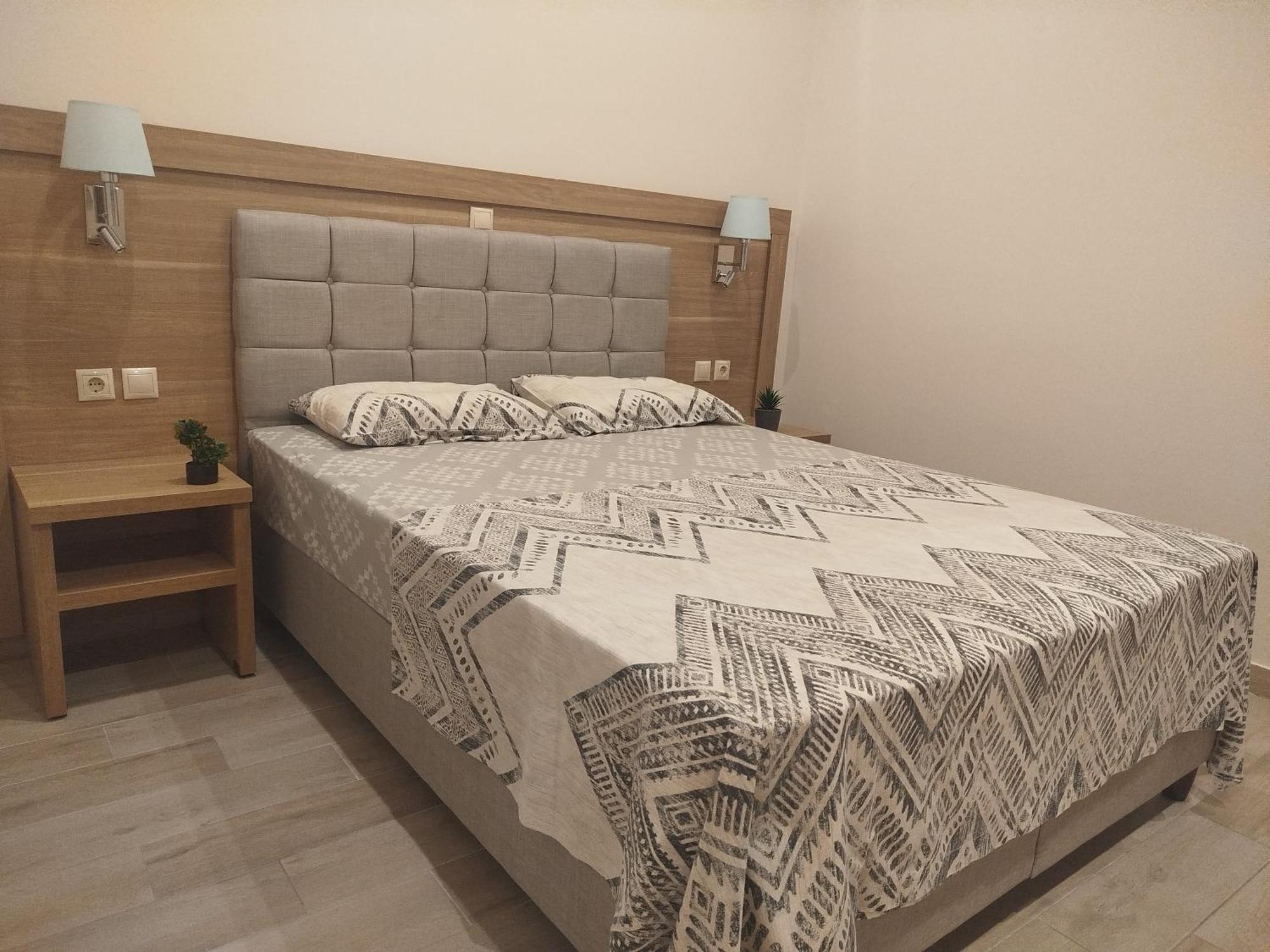 Patsis Apartament *
