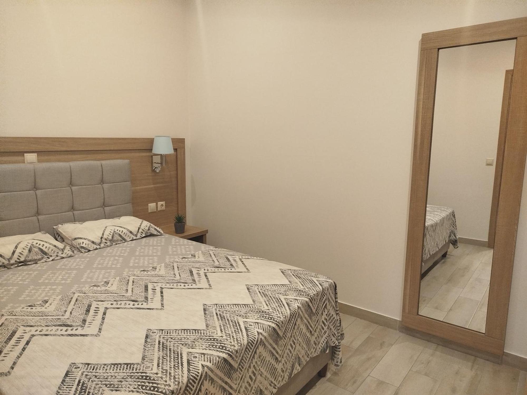 Apartament Patsis *