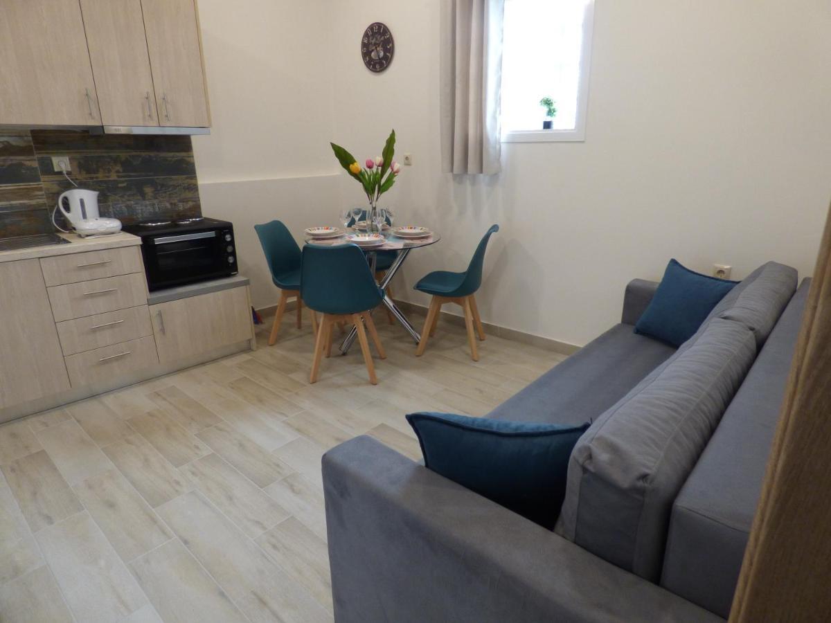 Patsis Apartment *